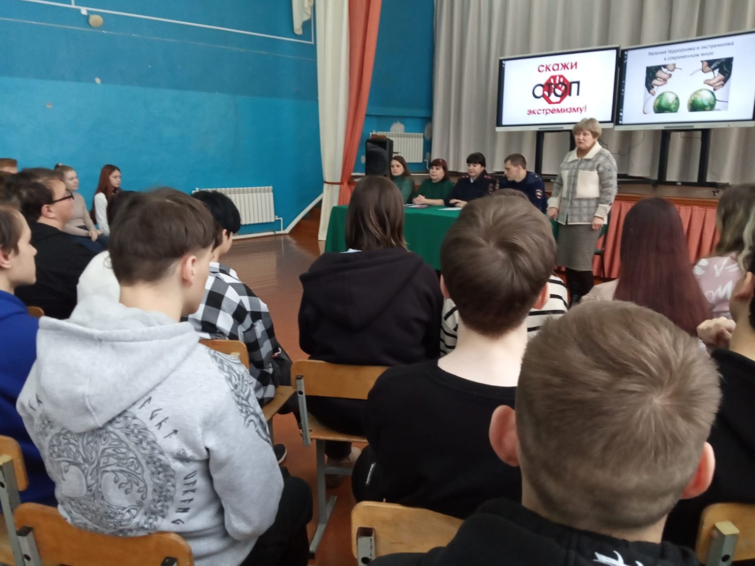 В Никольском районе проведено заседание Круглого стола «Явления терроризма и экстремизма в современной молодежной среде»