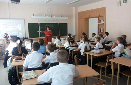 В образовательных учреждениях Заречного прошли мероприятия в честь Дня солидарности в борьбе с терроризмом  